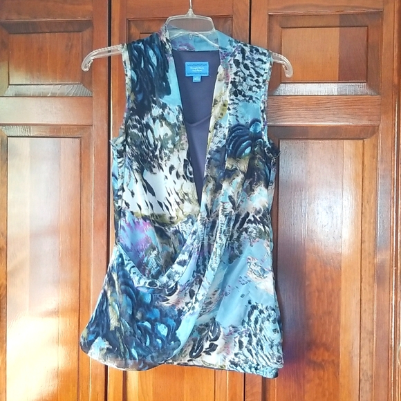 Simply Vera Vera Wang Tops - Simply Vera sleeveless blouse